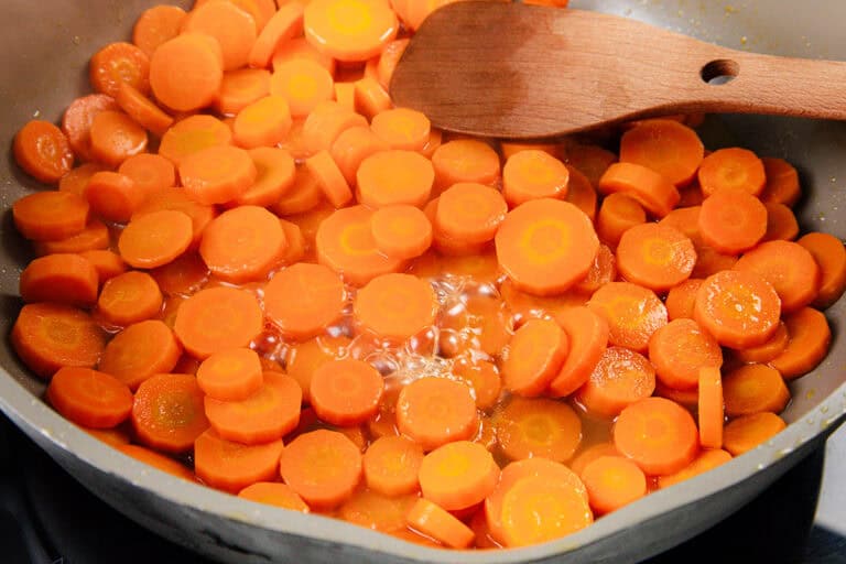 Easy Stovetop Glazed Carrots
