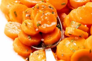 Easy Stovetop Glazed Carrots