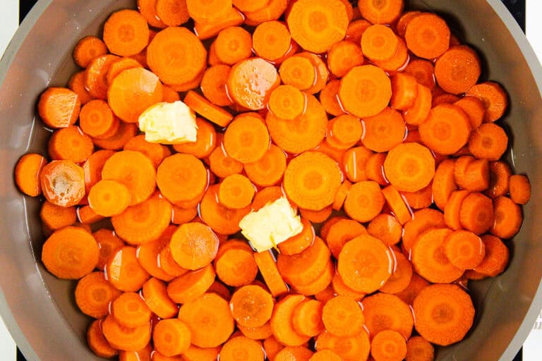 Easy Stovetop Glazed Carrots