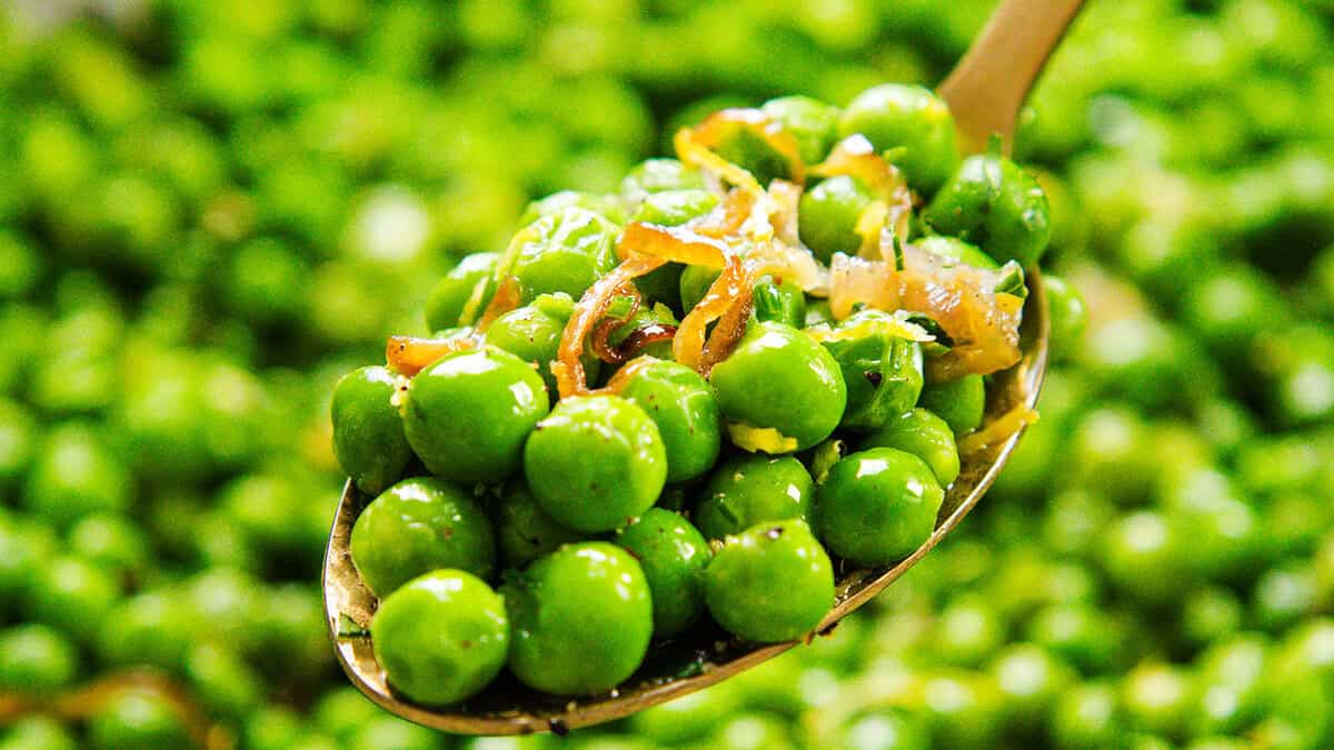 Buttered Frozen Peas with Shallots