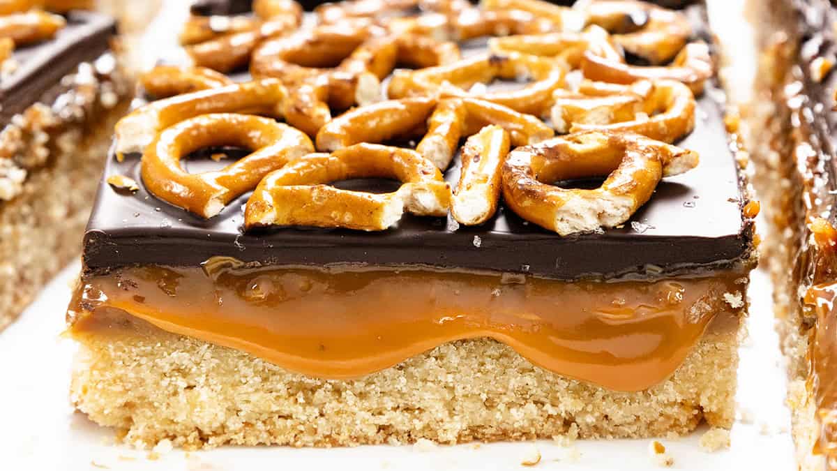 Salted Caramel Chocolate Pretzel Bars
